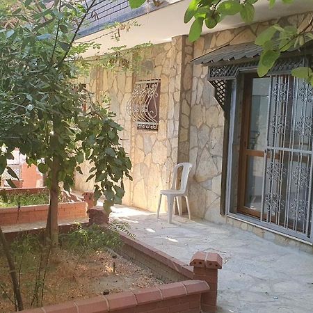 2+1 Apartm With Garden + Balcony , At Ladies Beach คูซาดาซี ภายนอก รูปภาพ