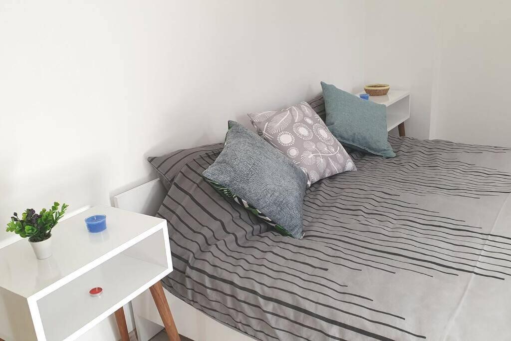 2+1 Apartm With Garden + Balcony , At Ladies Beach คูซาดาซี ภายนอก รูปภาพ
