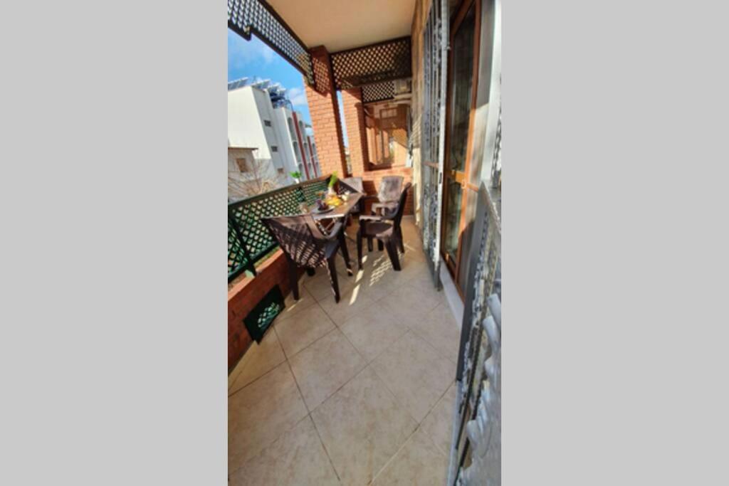 2+1 Apartm With Garden + Balcony , At Ladies Beach คูซาดาซี ภายนอก รูปภาพ