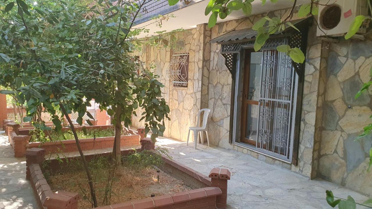 2+1 Apartm With Garden + Balcony , At Ladies Beach คูซาดาซี ภายนอก รูปภาพ